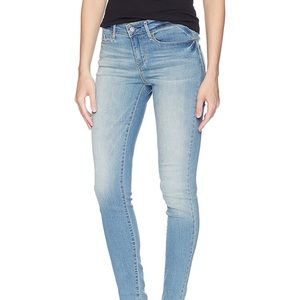 Levi’s Light Wash Super Skinny Legging Jeans
